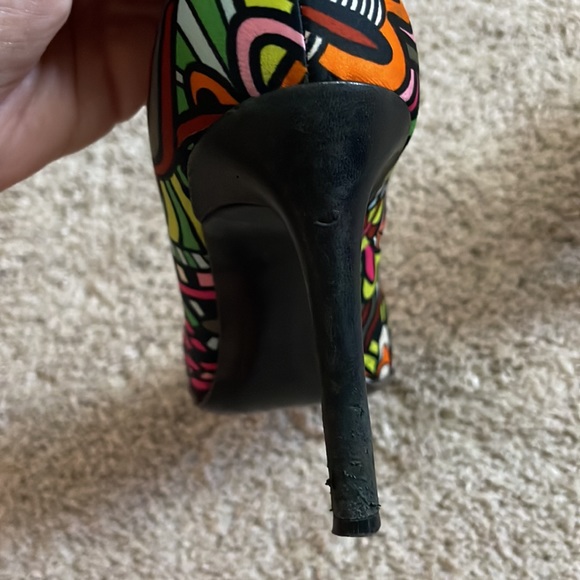 Missoni Heels With Retro Design - Picture 7 of 13